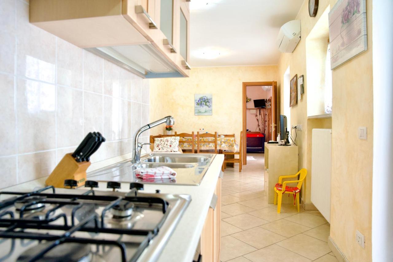 Hotel Diffuso Il Portichetto Vezio Perledo Buitenkant foto