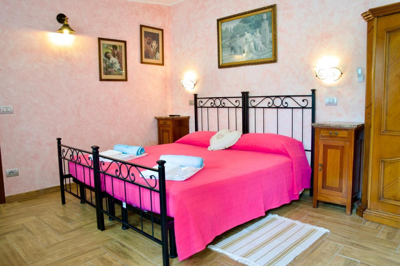 Hotel Diffuso Il Portichetto Vezio Perledo Buitenkant foto