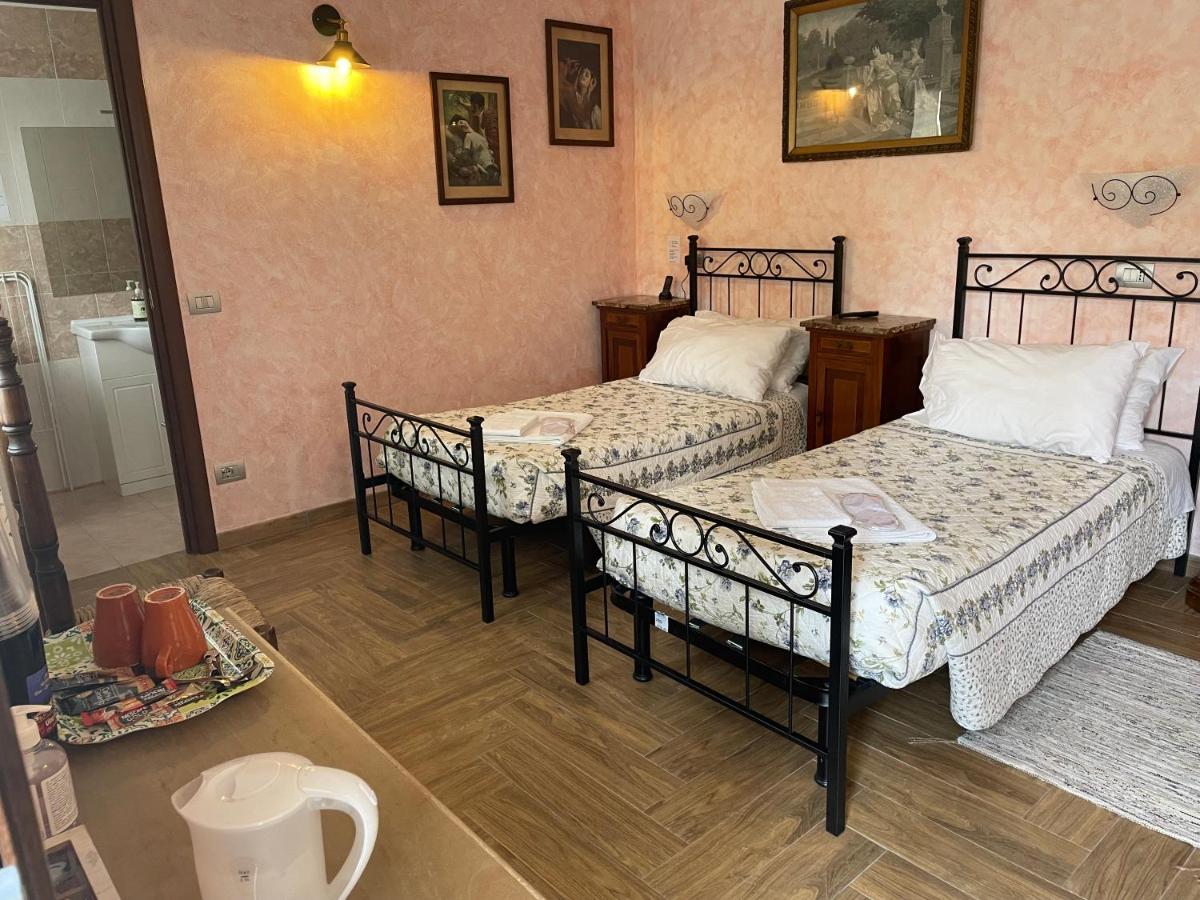 Hotel Diffuso Il Portichetto Vezio Perledo Buitenkant foto