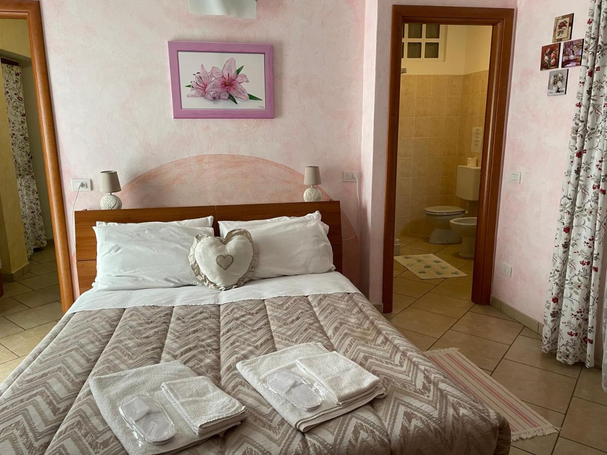 Hotel Diffuso Il Portichetto Vezio Perledo Buitenkant foto